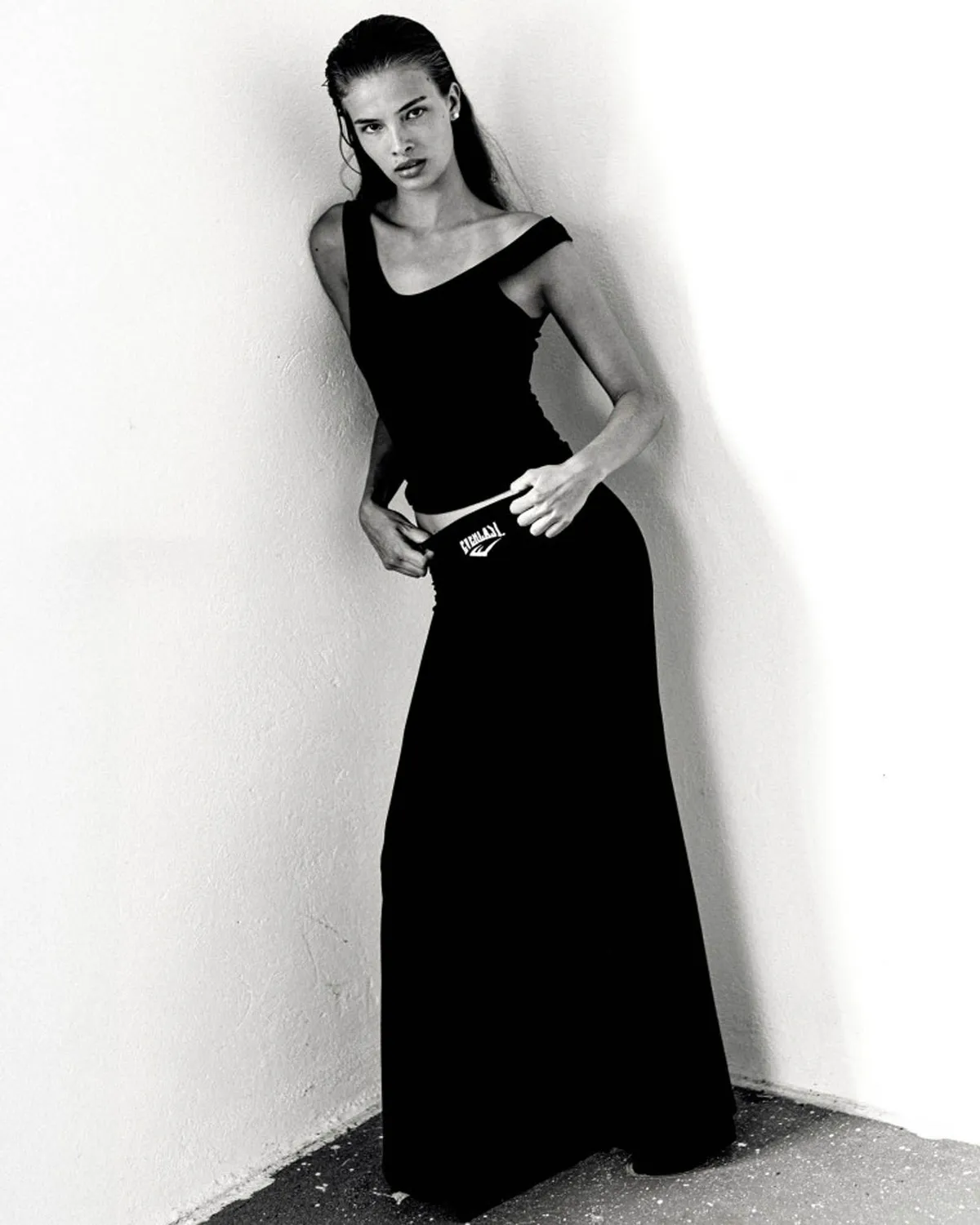 Monica Wise 15